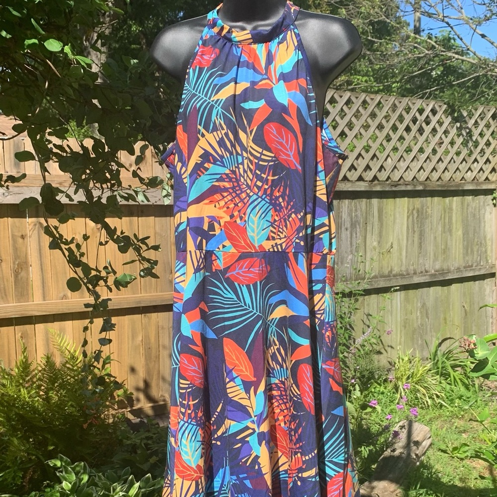 Tropical Halter Maxi Dress in Multicolor